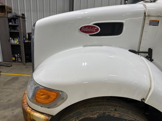 Hood, 2017 Peterbilt 337 : White
