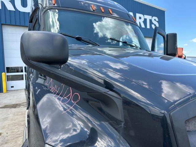 2018 Freightliner CASCADIA Right Hood Mirror