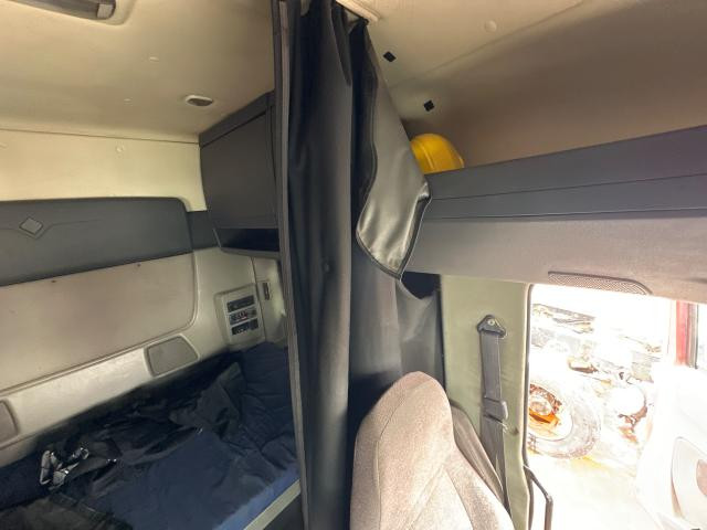 2012 International PROSTAR Both Interior, Curtains
