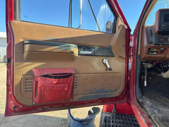 1993 Gmc TOPKICK Tan Left Door, Interior Panel