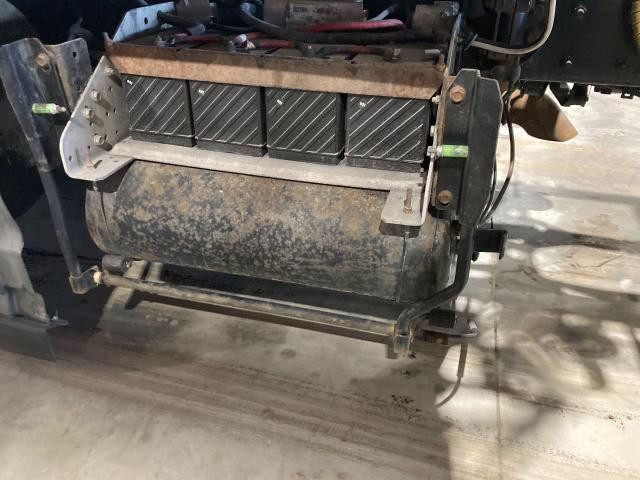 2012 International PROSTAR Aluminum Battery Box | Length: 25.00 | Width: 27.0