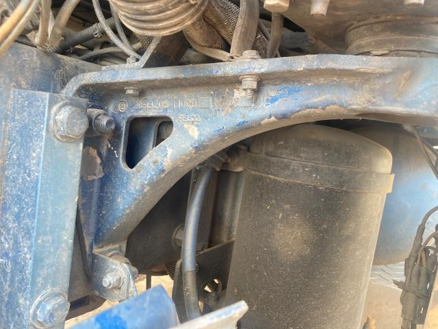 1993 Peterbilt 379 Left Cab Suspension