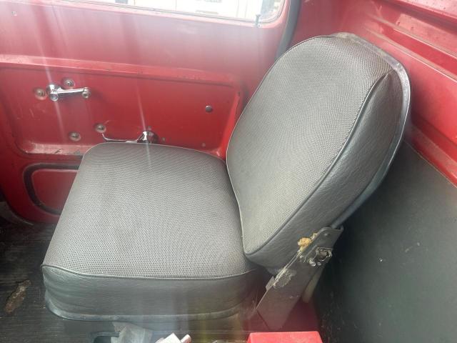 1974 Ford LT900 Seat, Non-Suspension