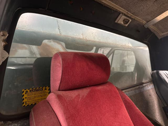 1978 Ford F700 Back Glass