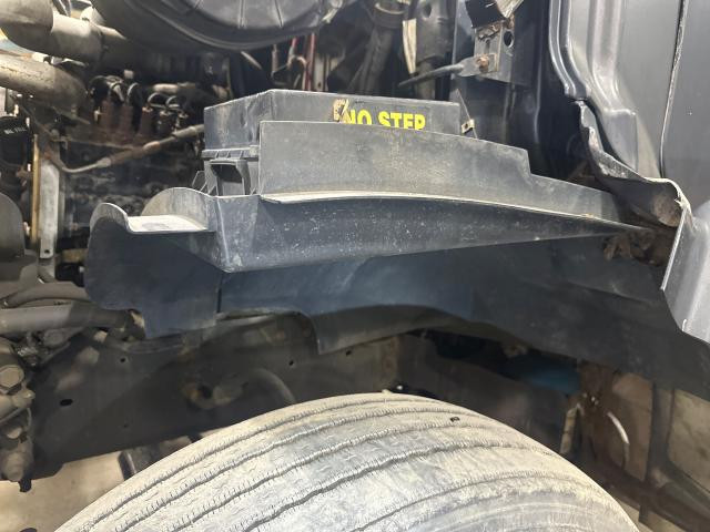 1998 Ford L8501 Left Inner Fender