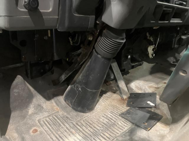 2002 Gmc W4500 Steering Column | Tilt: No | Telescope: No
