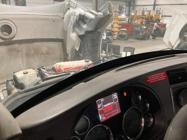 2014 Kenworth T680 Dash Assembly