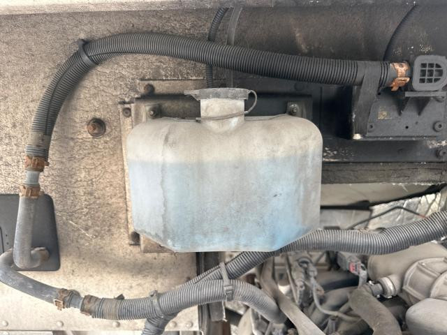 2013 Ford F59 Windshield Washer Reservoir
