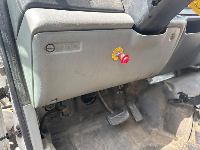 Ford F650 Dash Panel: Fuse Cover