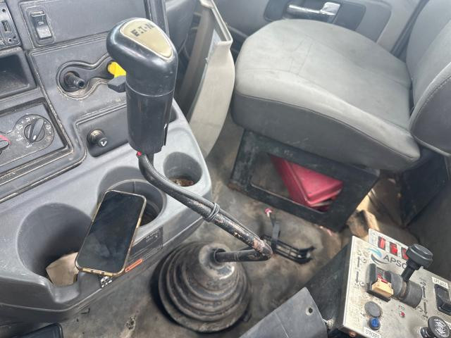 2012 Fuller FROF16210B Shift Lever