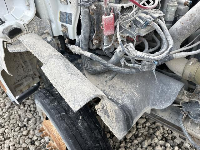 2004 Gmc C5500 Right Inner Fender