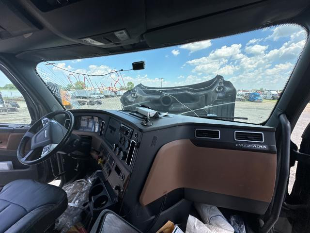 2018 Freightliner CASCADIA Dash Assembly