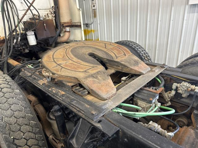 1998 Holland FW35-8002T3L Fifth Wheel