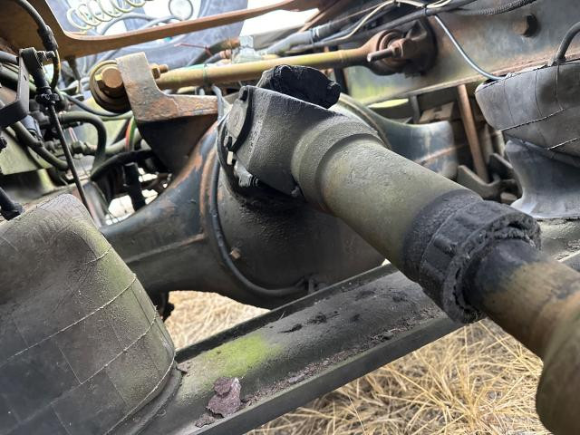 1997 Meritor RD20145 Axle Housing (Front / Rear): P/N 3200F1644