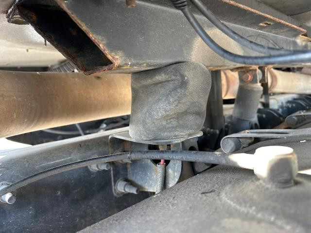 2017 Mack CXU Right Cab Suspension