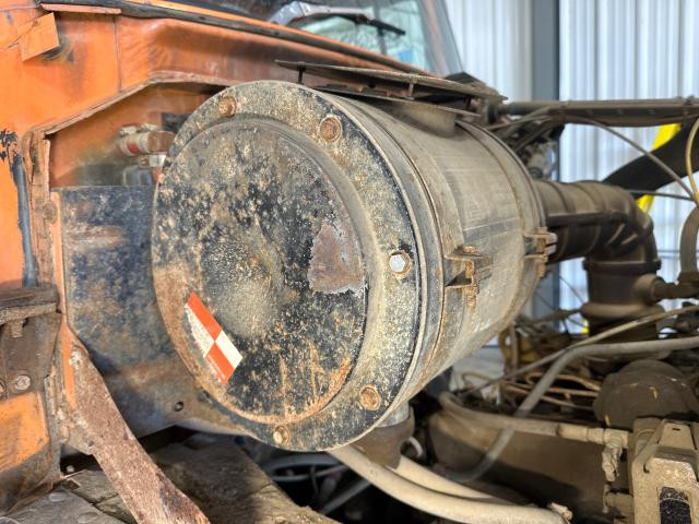 1985 Ford LT8000 12-inch Steel Donaldson Air Cleaner