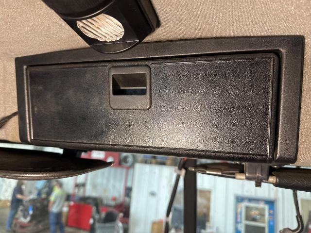 1999 Mack CL Console