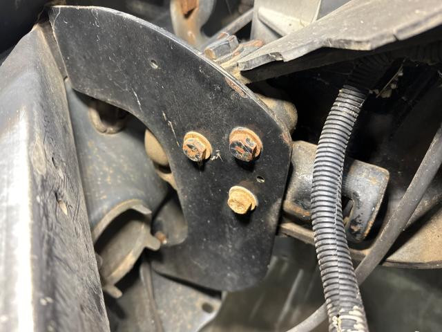 2009 Freightliner COLUMBIA 120 Left Bumper Bracket, Front