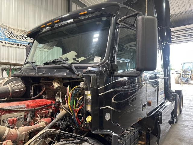 Shell Cab Assembly, 2007 Volvo VNL : Mid Roof