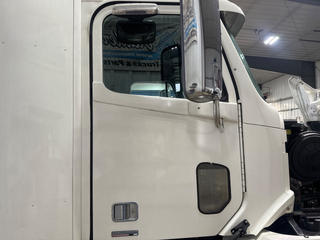 2009 Freightliner COLUMBIA 120 Right Door