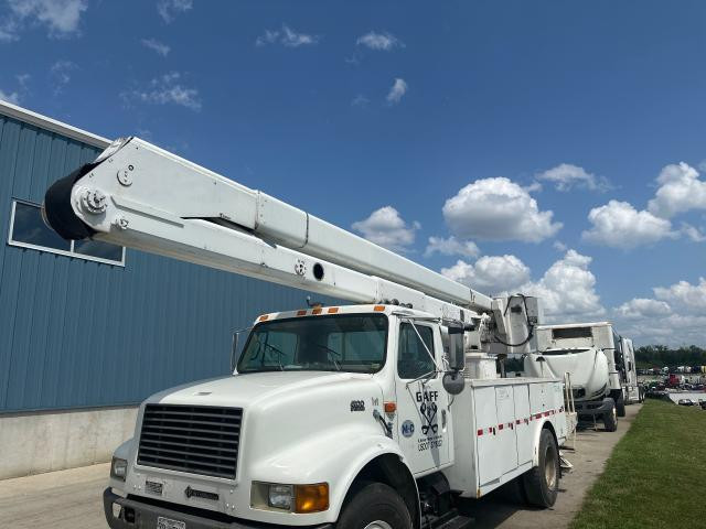 16 Foot Reading Hd156adw Utility Body W/ V5a-50ip-2tfe2 Bucket, 50 Ft Reach, 650 Lb Bucket Capacity