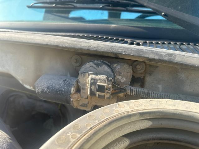 2000 Sterling A9513 Wiper Motor, Windshield: Includes Transmission