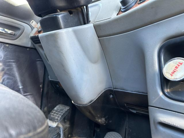 Peterbilt 388 Dash Panel: Column Cover