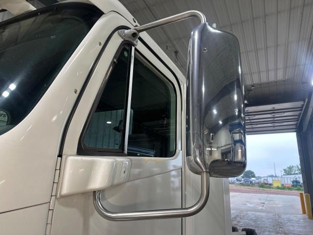 2009 Freightliner COLUMBIA 120 Left Door Mirror | Material: Poly/Chrome