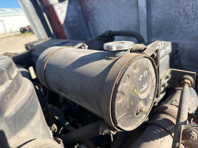 1993 Gmc TOPKICK Steel Radiator Overflow Bottle