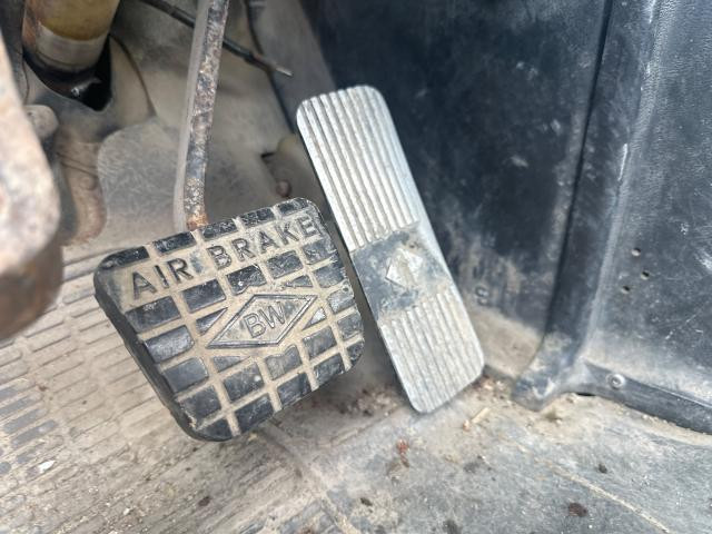 1990 International 8200 Foot Control Pedals