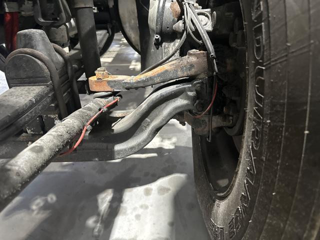 2016 Eaton E-1462I Axle Assembly, Front