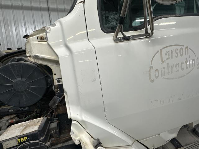 1998 Ford A9522 White Left Cab Cowl: Wear And Hole At The Top Edge