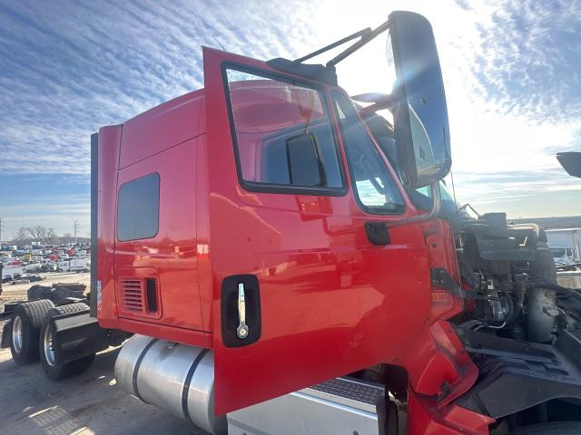2017 International PROSTAR Right Door