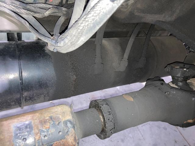 2014 Peterbilt 579 43-inch Air Tank | 10-inch Diameter | 7 Ports
