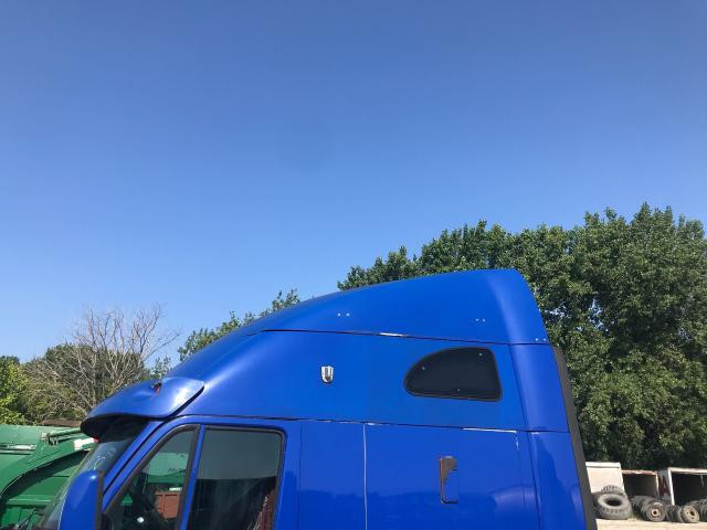 2004 Kenworth T2000 Wind Deflector