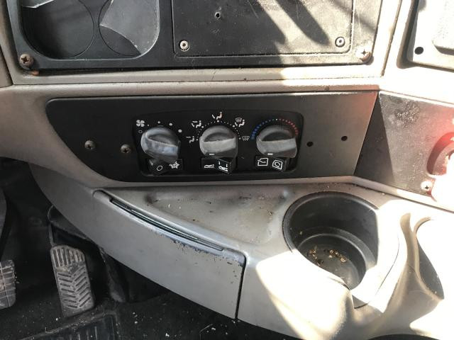 2004 Kenworth T2000 Heater & AC Temp Control