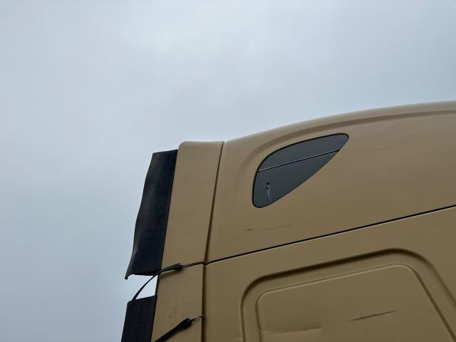 Freightliner CASCADIA Gold Right Upper Fairing/Cab Extender