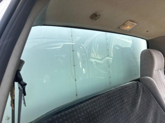 2004 Ford F650 Back Glass