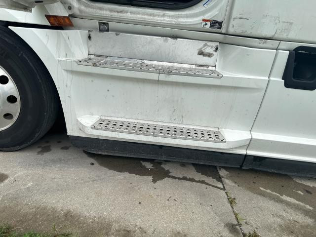 2021 Freightliner CASCADIA Left White Chassis Fairing | Length: 66  | Wheelbase: 229