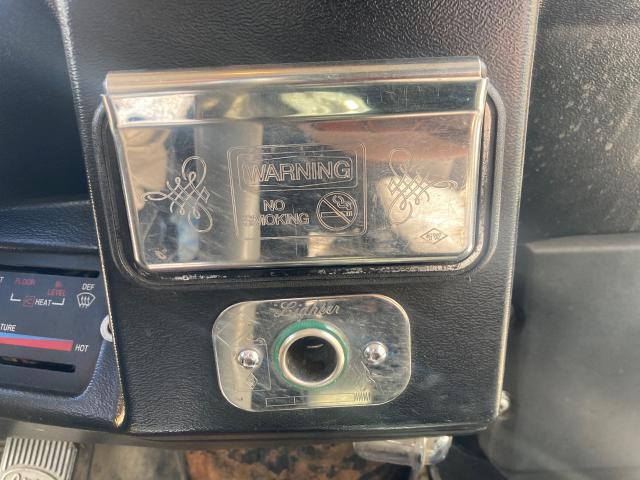 Peterbilt 379 Dash Panel: Ash Tray