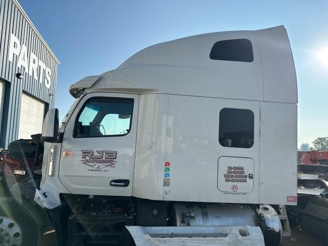 For Parts Cab Assembly, 2022 Peterbilt 579 : High Roof
