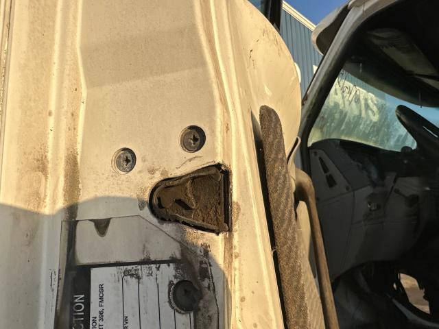 1997 Ford L9522 Left Door Latch