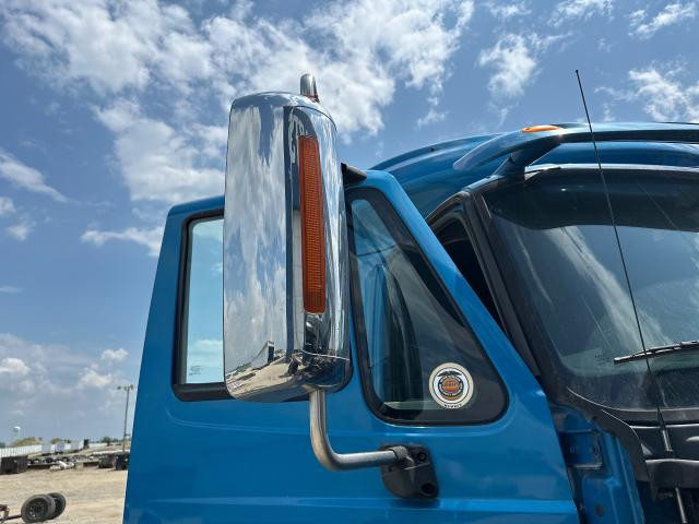 2015 International PROSTAR Right Door Mirror | Material: Poly/Chrome