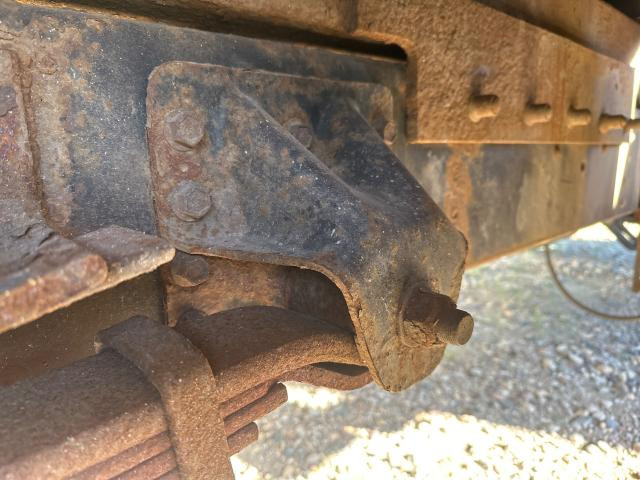 1993 Gmc TOPKICK Right Suspension Spring Hanger