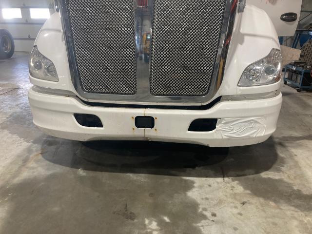 2014 Kenworth T680 Bumper