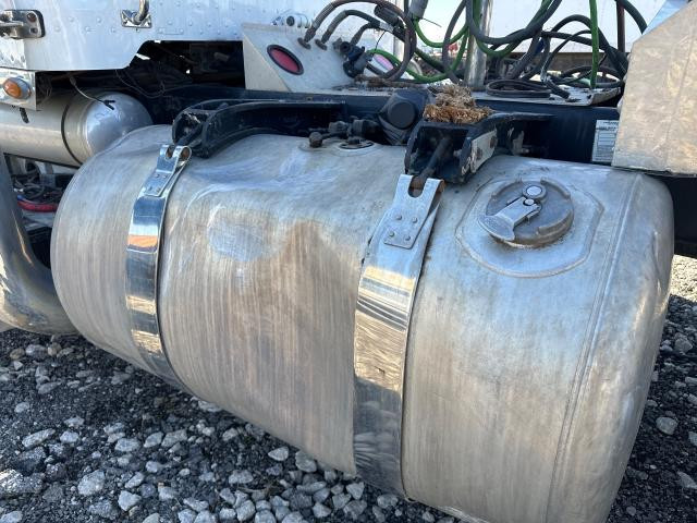 2009 Peterbilt 388 Fuel Tank Strap | Tank Dia: 26" | Strap Width: 3.50