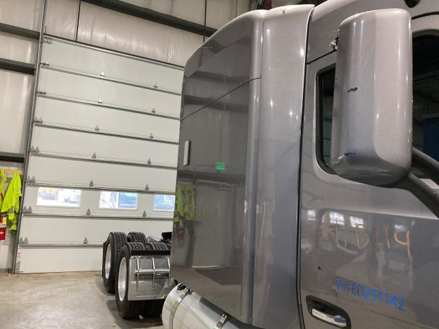 Peterbilt 579 Grey Right Cab To Sleeper Fairing/Cab Extender