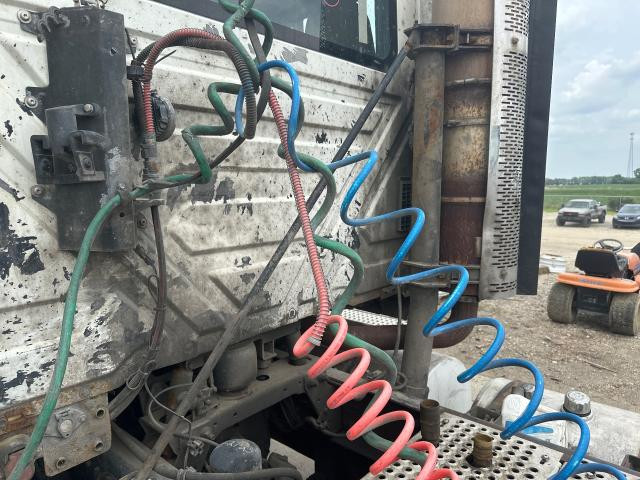 2012 International PROSTAR Right Bracket