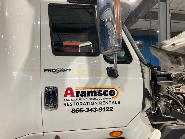 2012 International PROSTAR Right Door