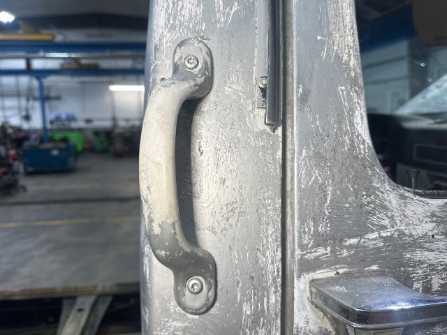 1990 Chevrolet C70 9-inch Grab Handle
